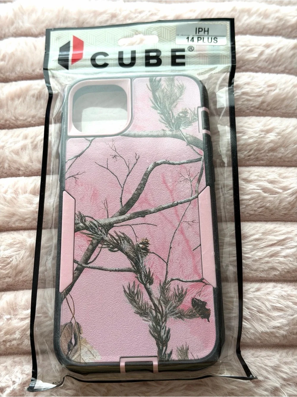 Pink Camouflage iPhone 14 Plus Case - Slim Protective Cover
